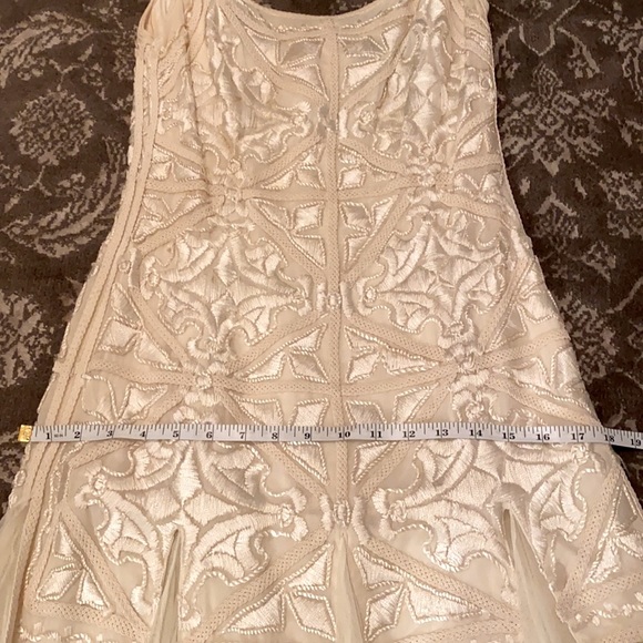 Carmen Marco Valvo elegant gown, one of a kind! - Picture 9 of 14